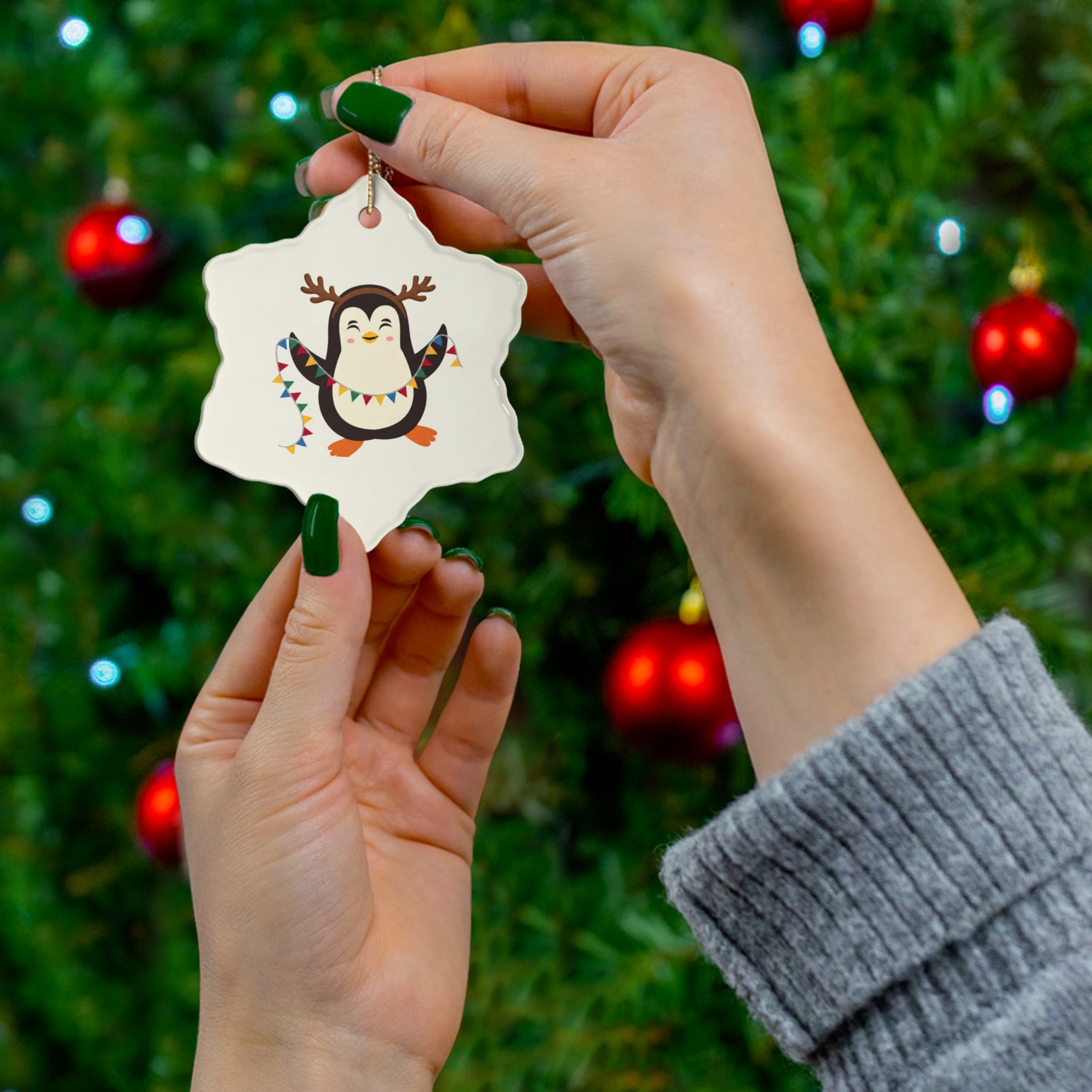 Keramik-Weihnachtsanhänger – Glänzende Festtagsdeko in 4 Formen (Stern, Herz, Kreis, Schneeflocke)